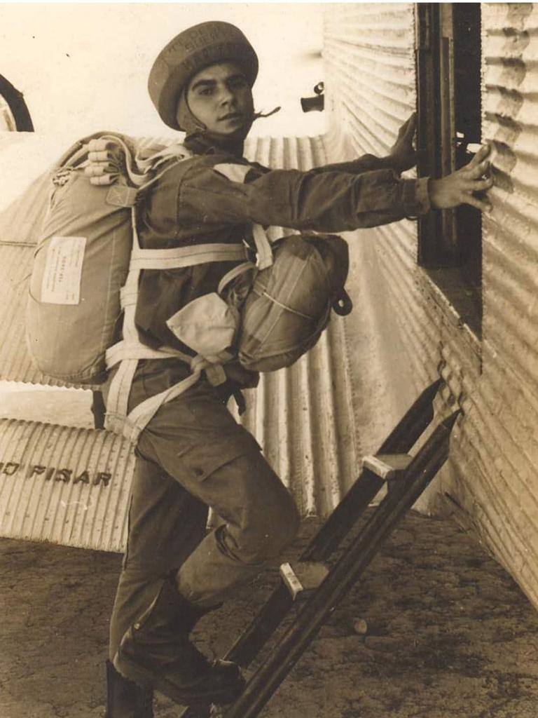 Integrante del escuadrón en 1948. 