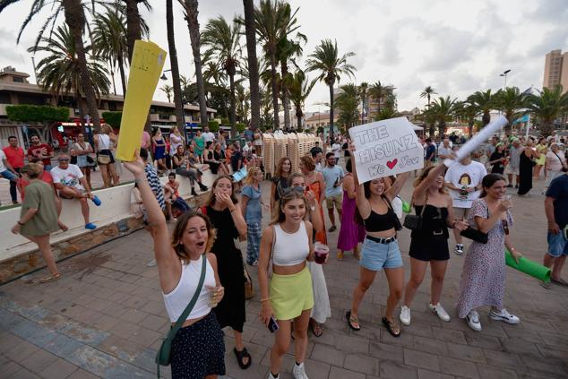 Fotos: Fan Futura Fest abre sus puertas