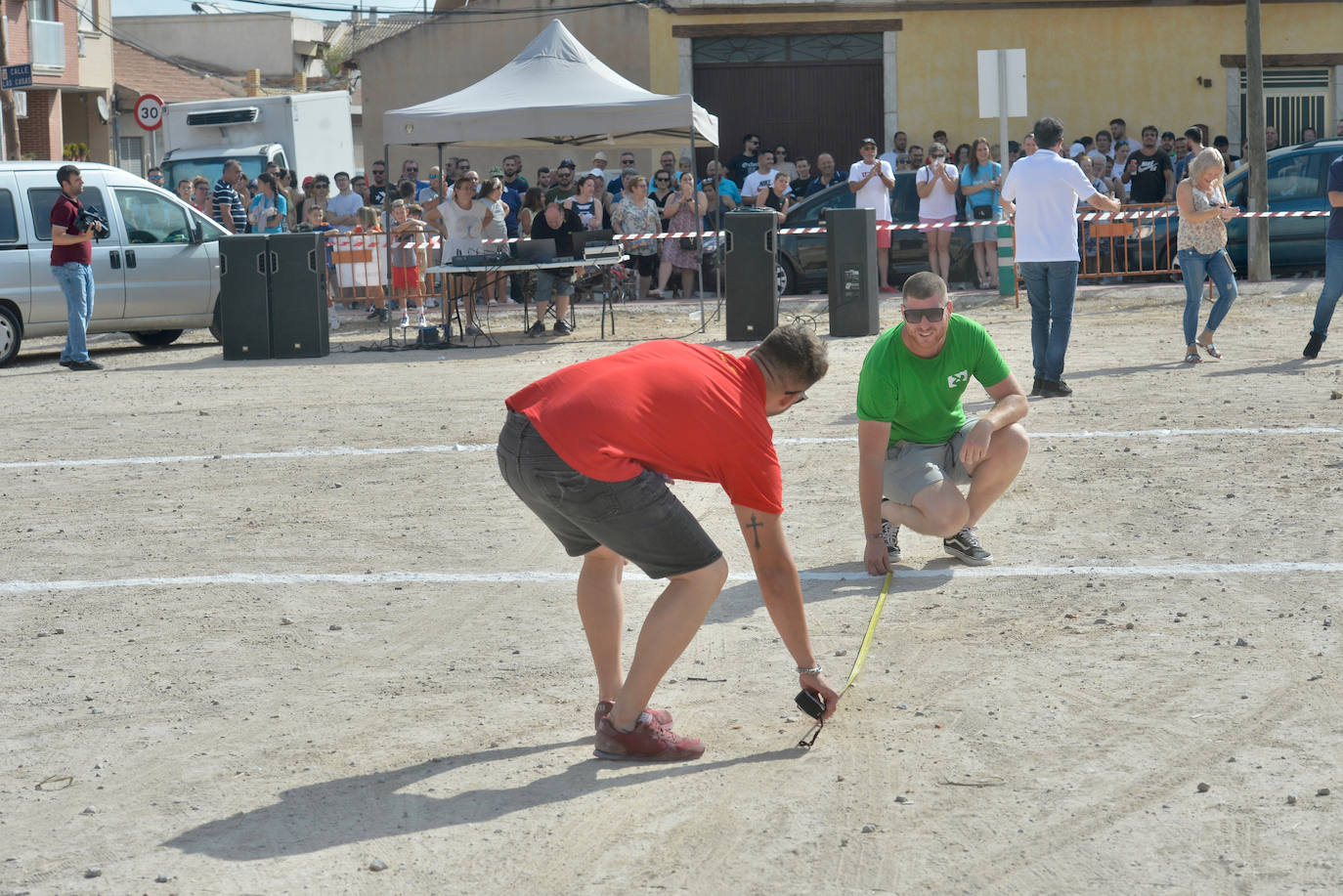 Fotos: La XII edición del concurso de lanzamiento de ladrillo, en imágenes