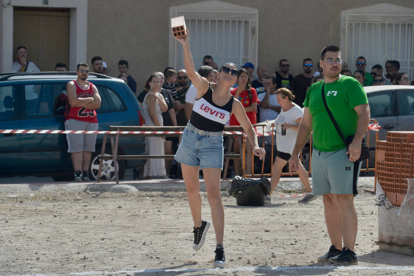 Fotos: La XII edición del concurso de lanzamiento de ladrillo, en imágenes