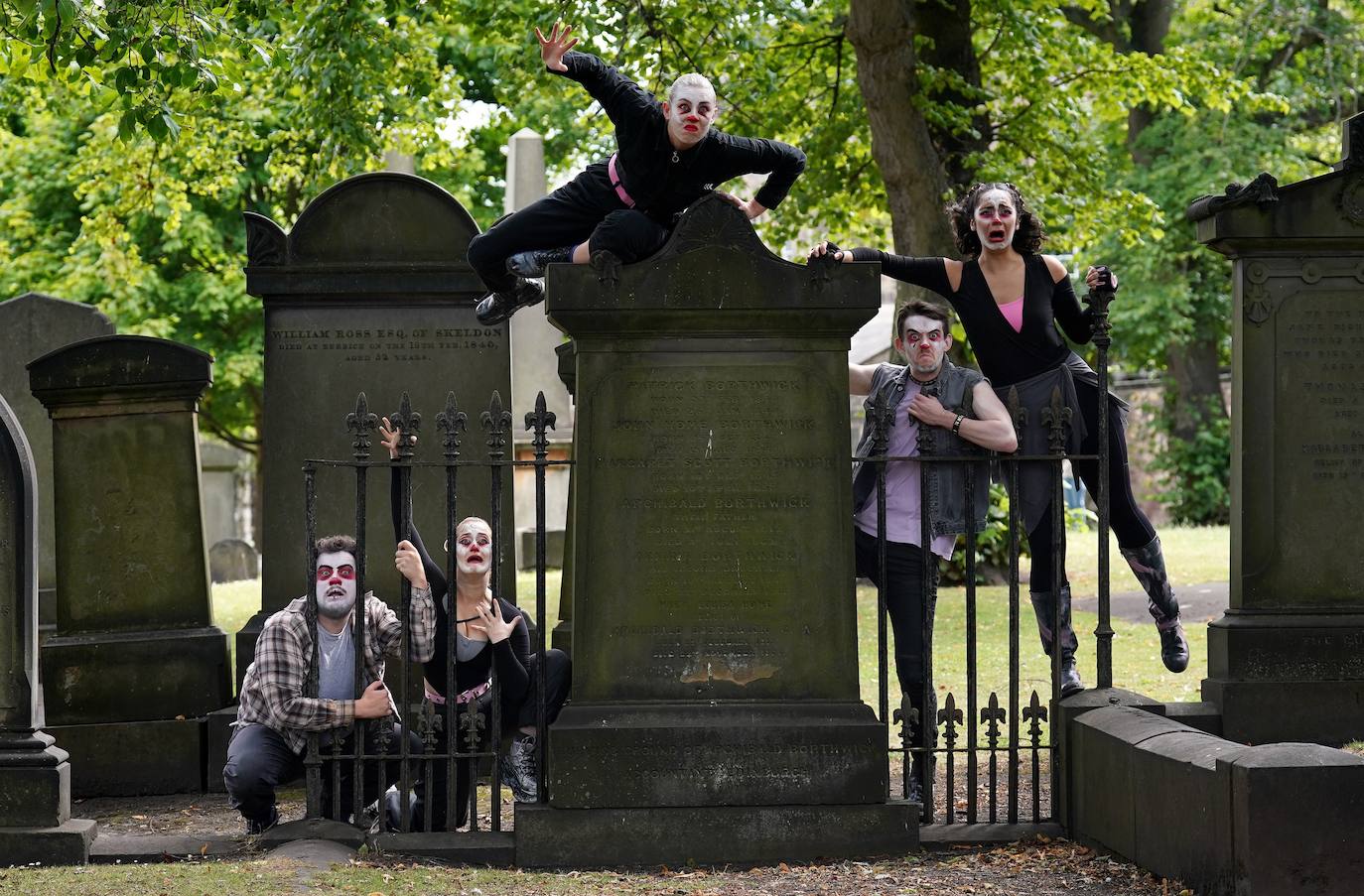 Fotos: El circo toma las calles de Edimburgo