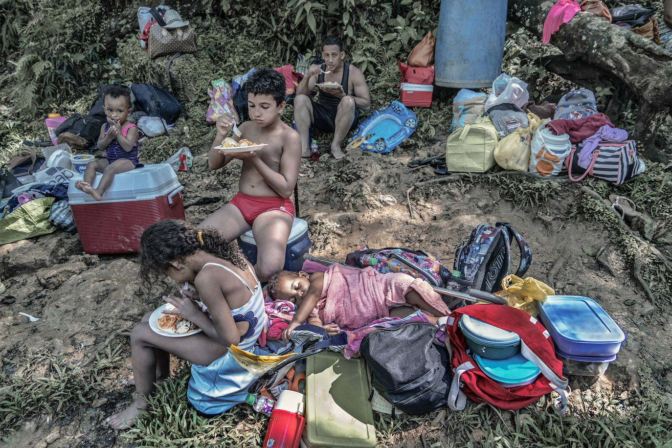 Fotos: Exposiciones &#039;Fluye&#039; y &#039;Son&#039;