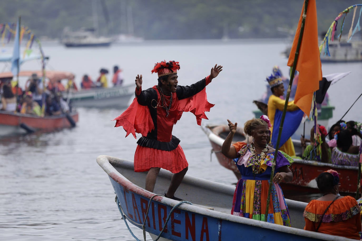 Fotos: Panamá revive con su festival de la Pollera Congo