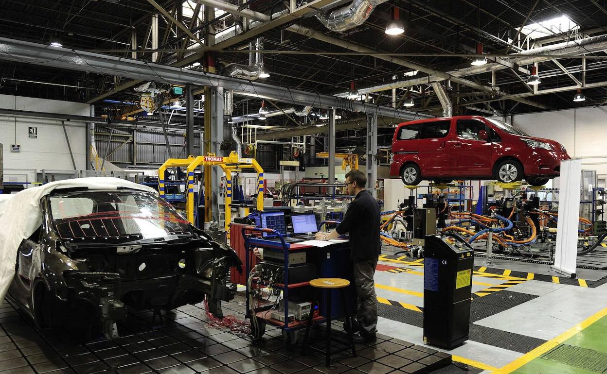 Una fábrica de coches. 