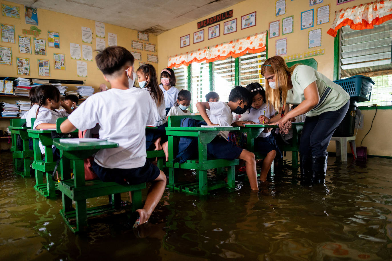 Fotos: Clases pasadas por agua