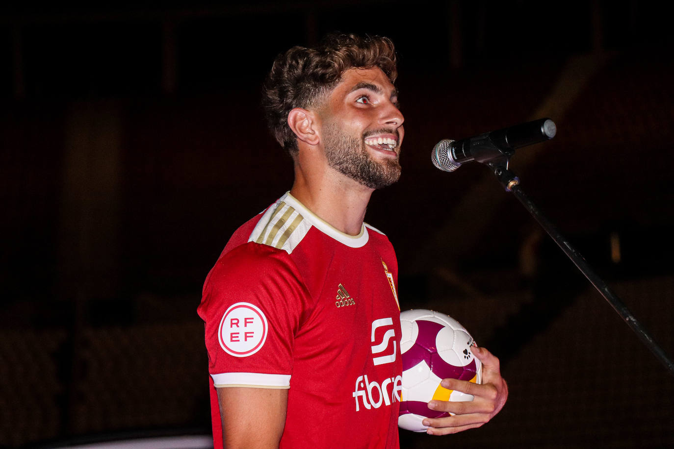 Fotos: Presentación de los fichajes del Real Murcia en el estadio Enrique Roca
