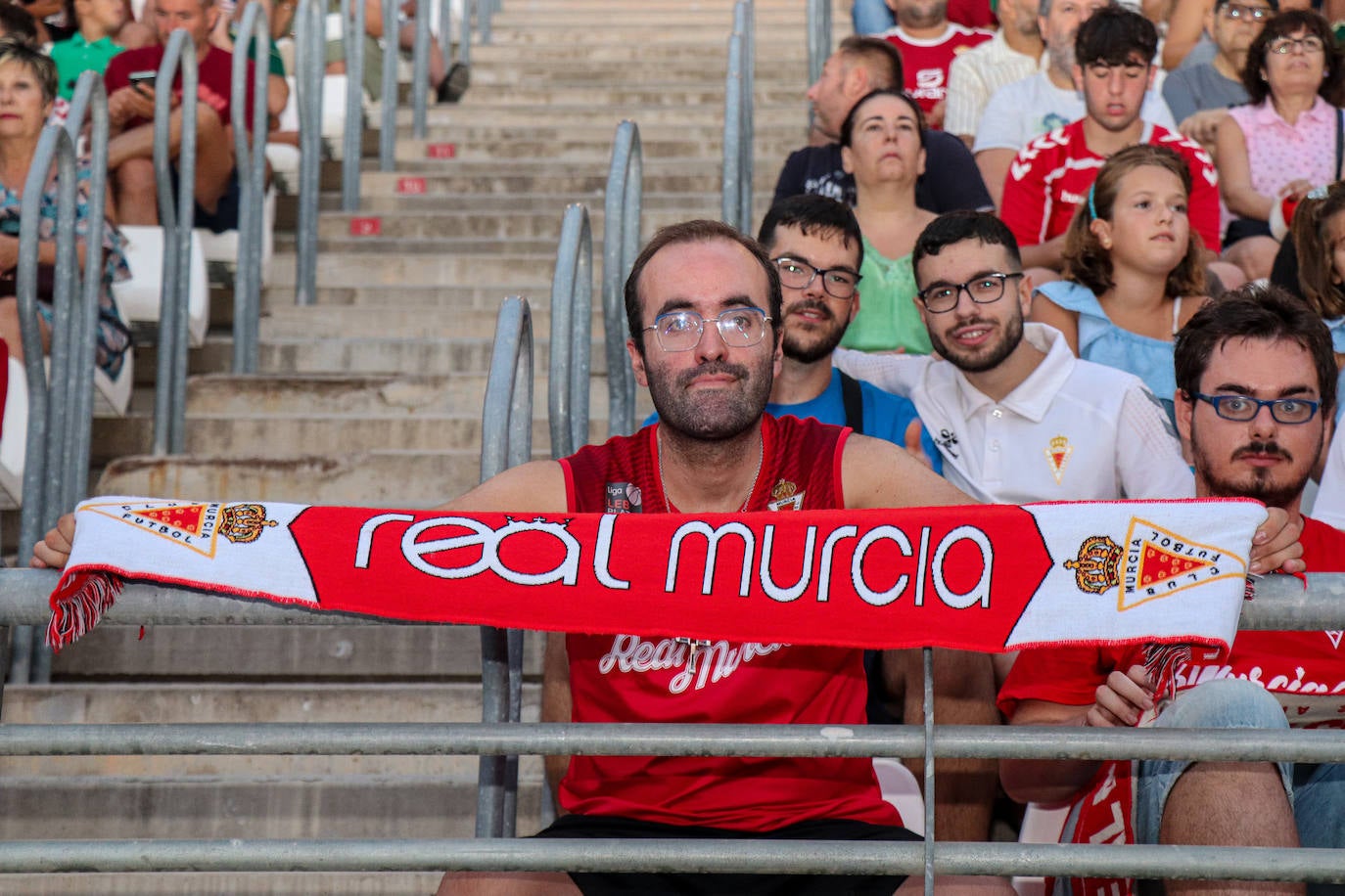 Fotos: Presentación de los fichajes del Real Murcia en el estadio Enrique Roca