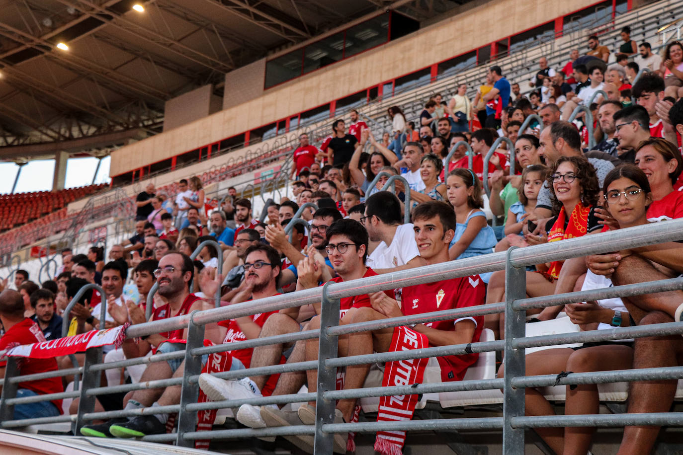 Fotos: Presentación de los fichajes del Real Murcia en el estadio Enrique Roca