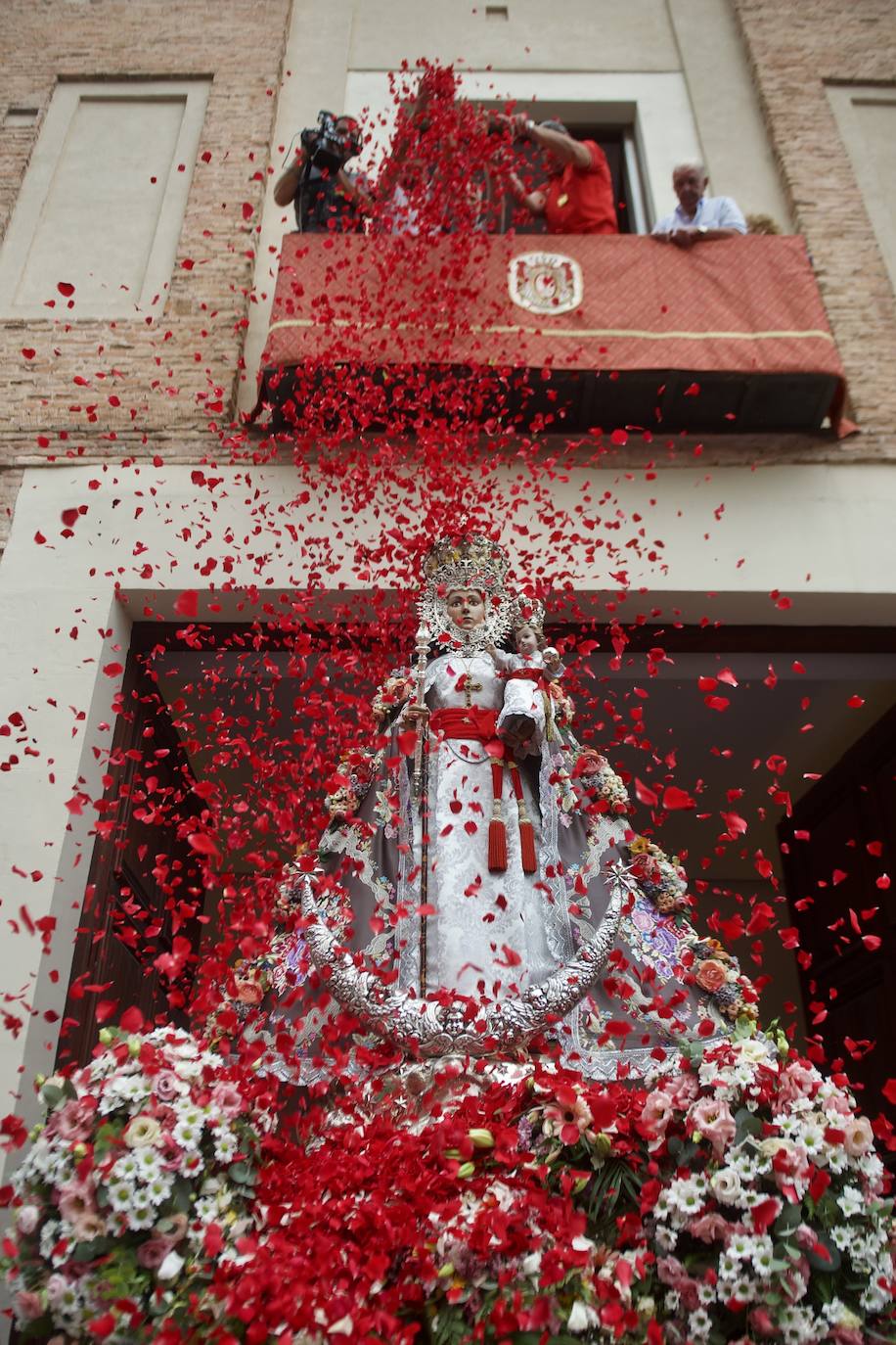 Fotos: La Virgen de la Fuensanta baja a Murcia dos años y medio después