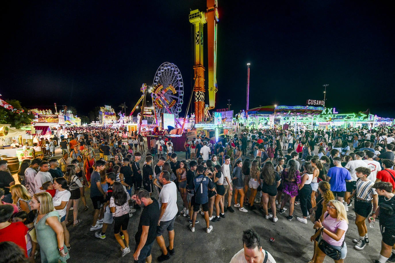 Fotos: Las atracciones convierten La Fica en el epicentro de la diversión de la Feria de Murcia