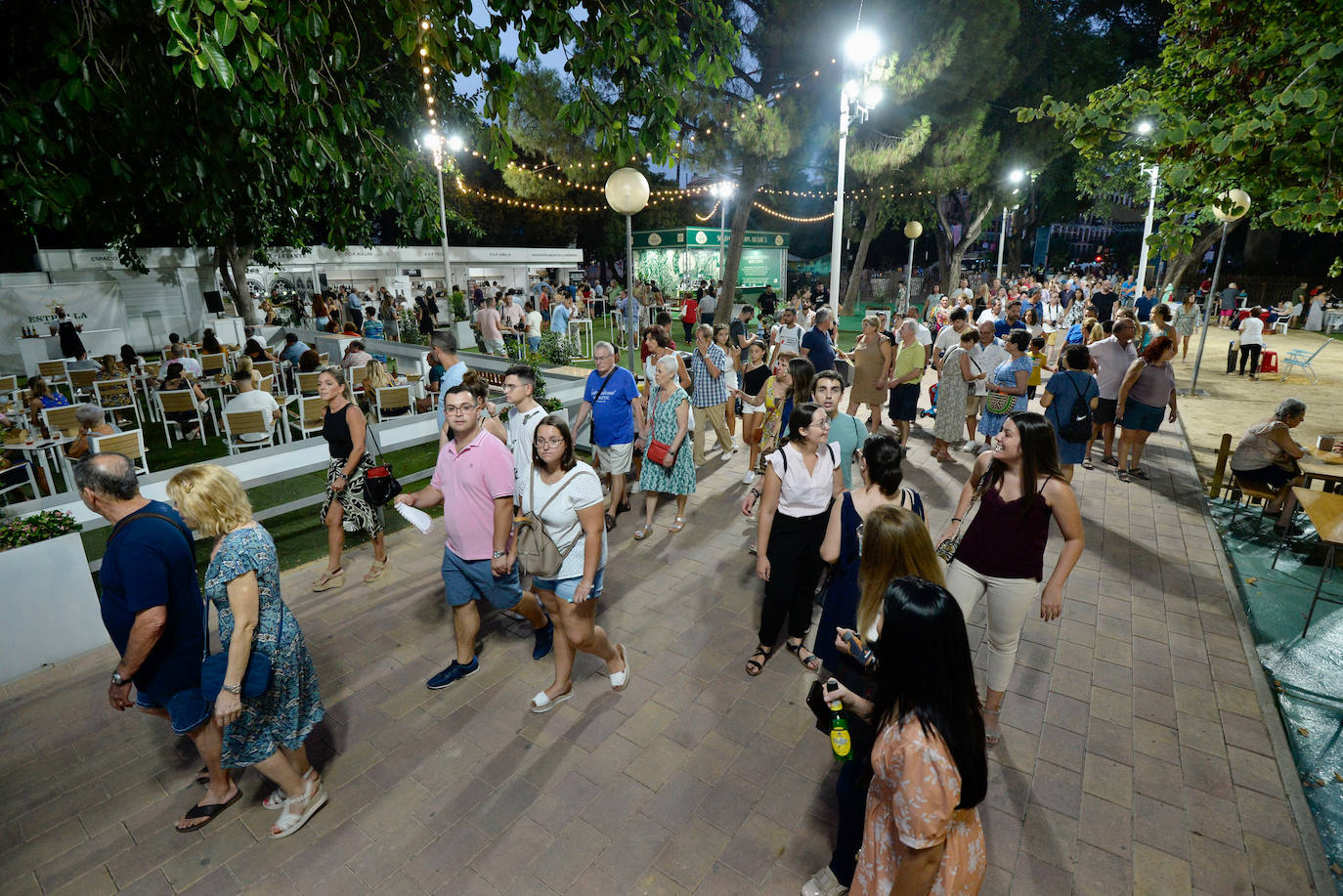 Fotos: Los murcianos abarrotan Los Huertos