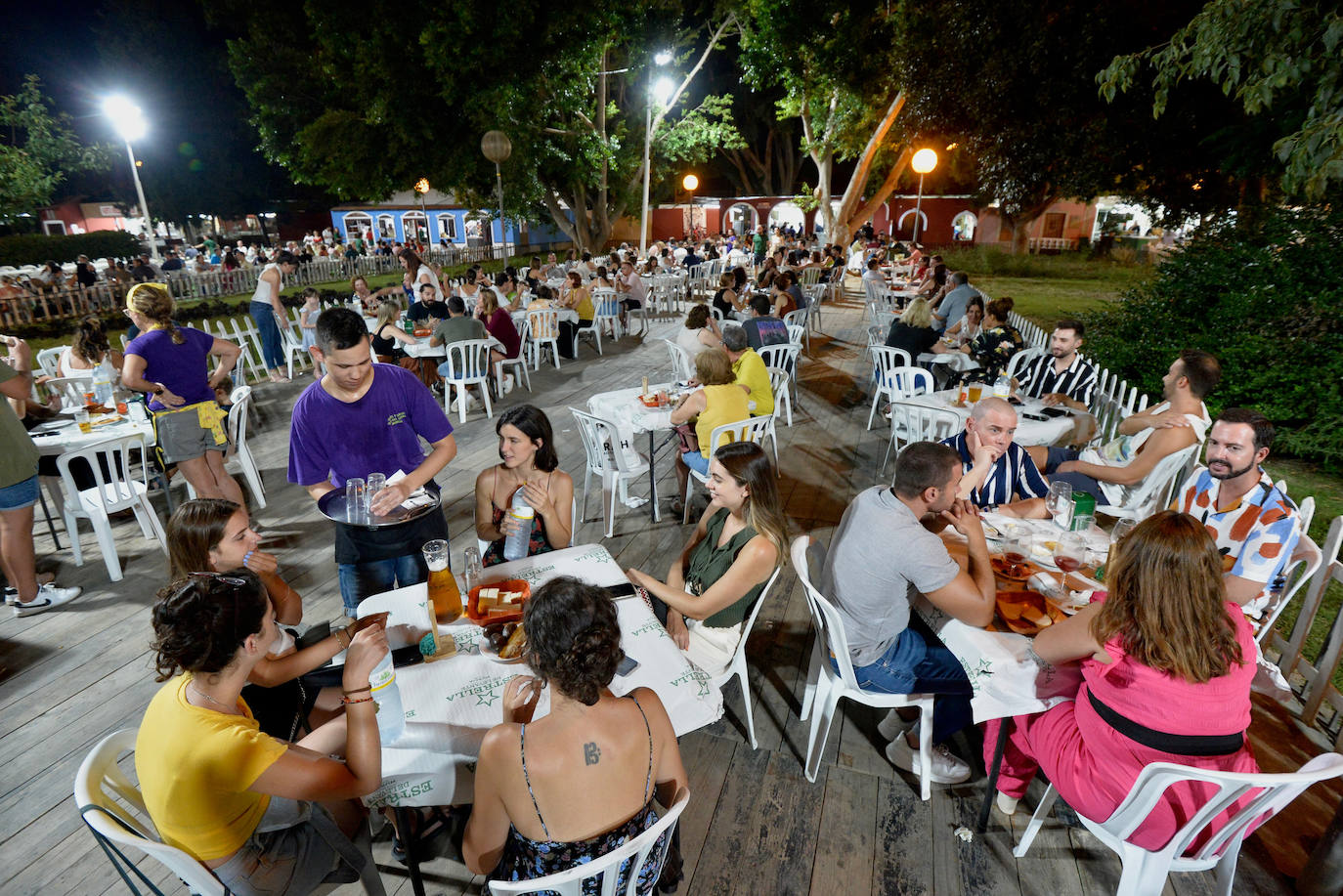 Fotos: Los murcianos abarrotan Los Huertos