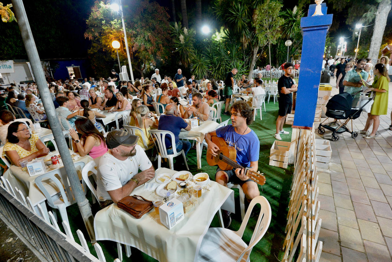 Fotos: Los murcianos abarrotan Los Huertos