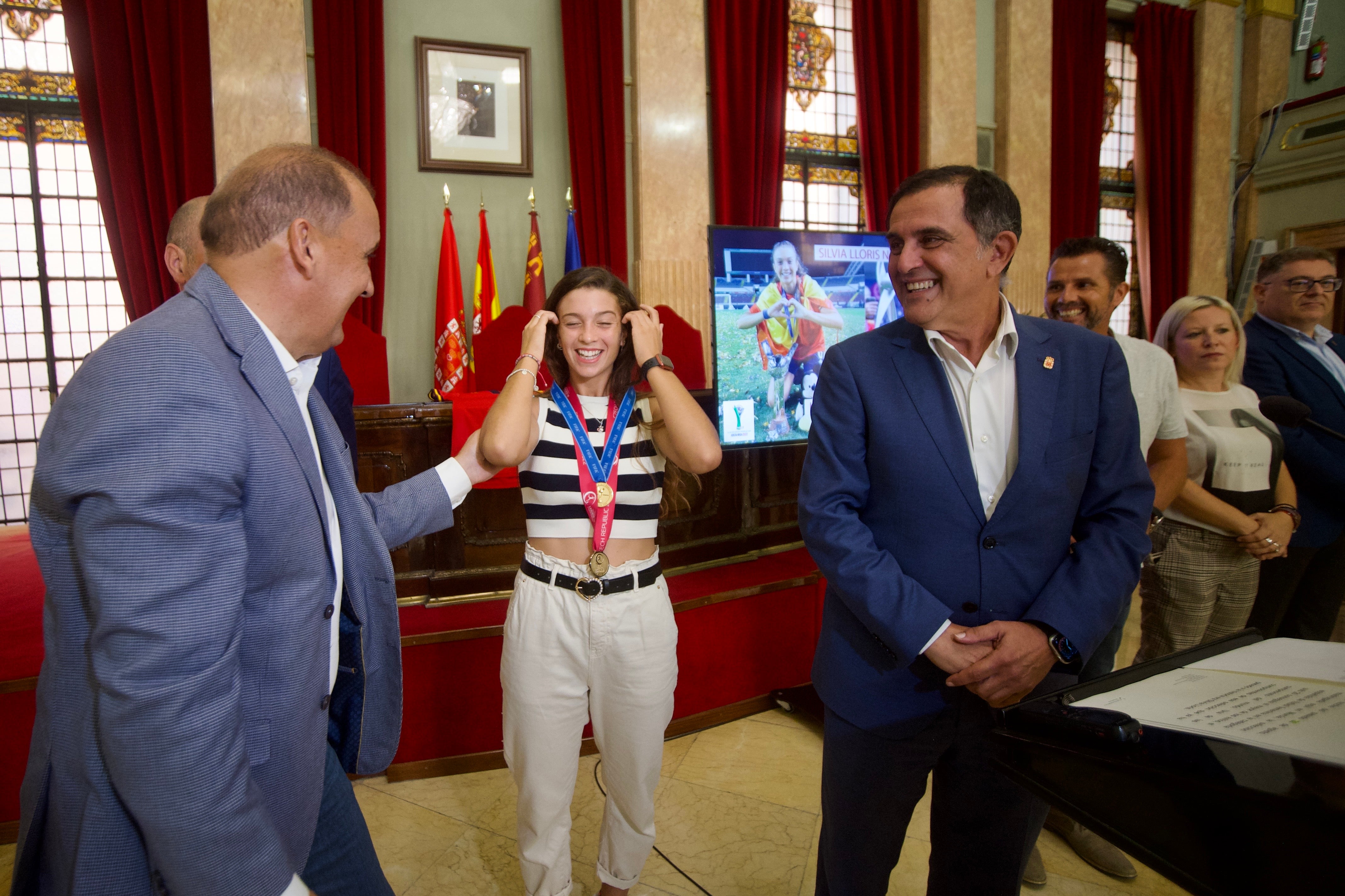 Silvia Lloris, este lunes, en la recepción celebrada en el Ayuntamiento de Murcia.