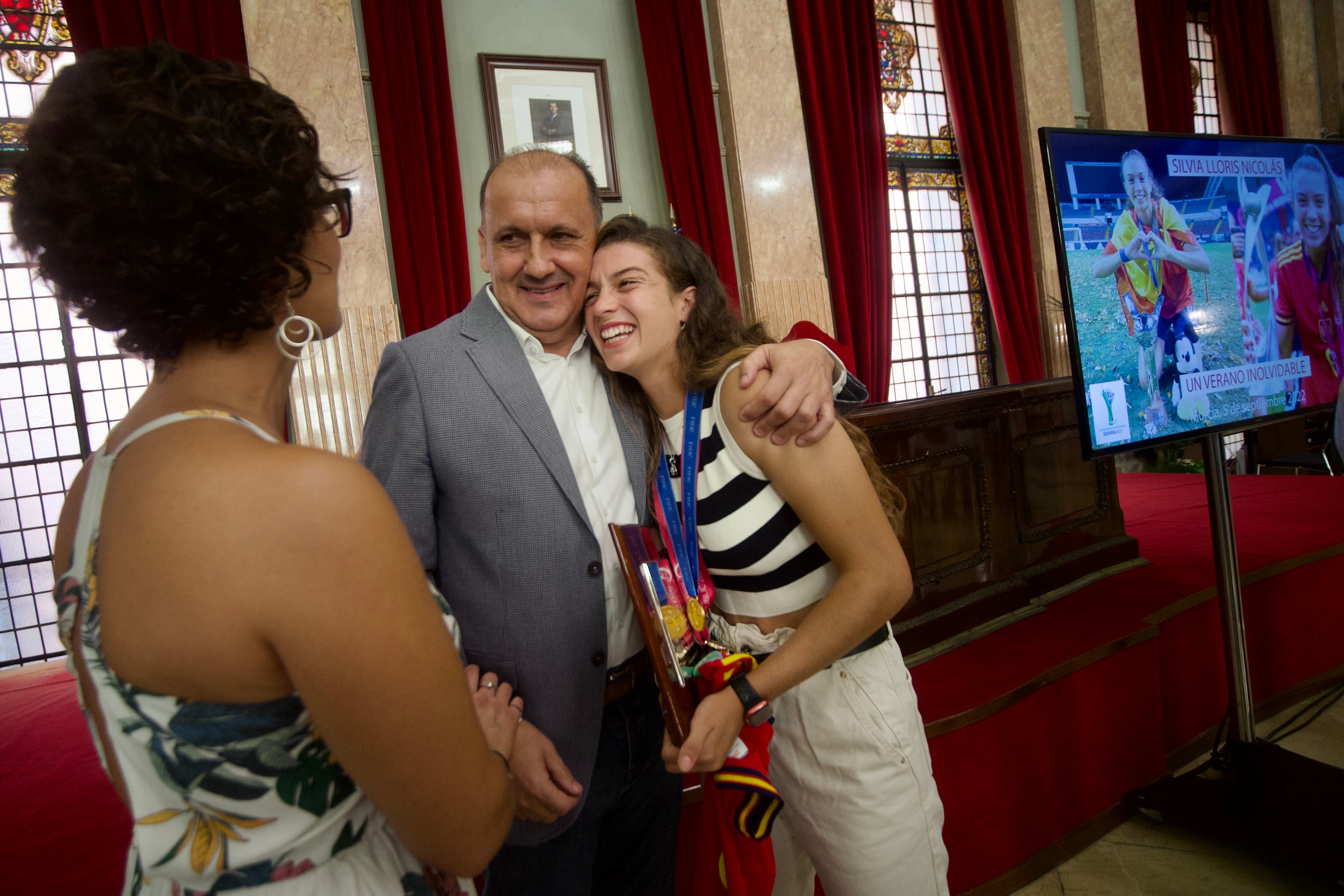 Silvia Lloris, este lunes, en la recepción celebrada en el Ayuntamiento de Murcia.