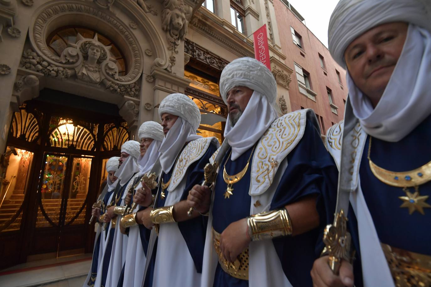 Fotos: Las imágenes de la ansiada vuelta de Moros y Cristianos de Murcia