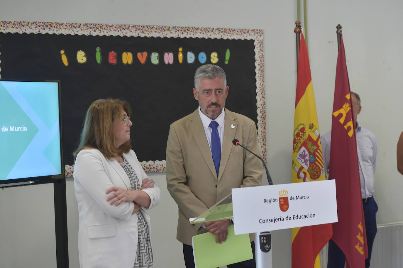 Fotos: La rueda de prensa de Educación por el inició del nuevo curso, en imágenes