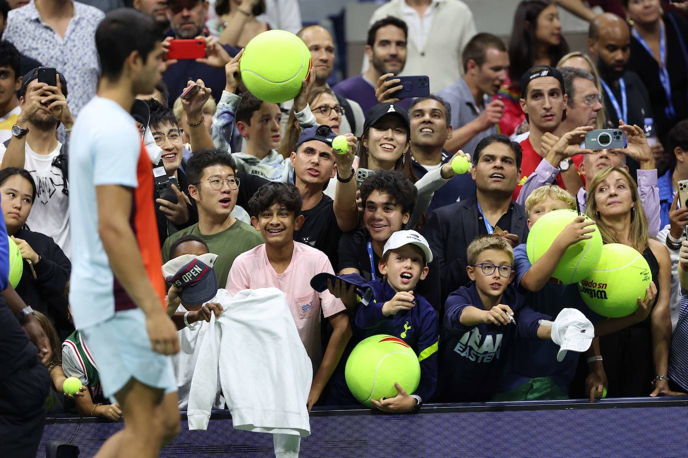 Fotos: Así celebró Alcaraz la victoria ante Tiafoe