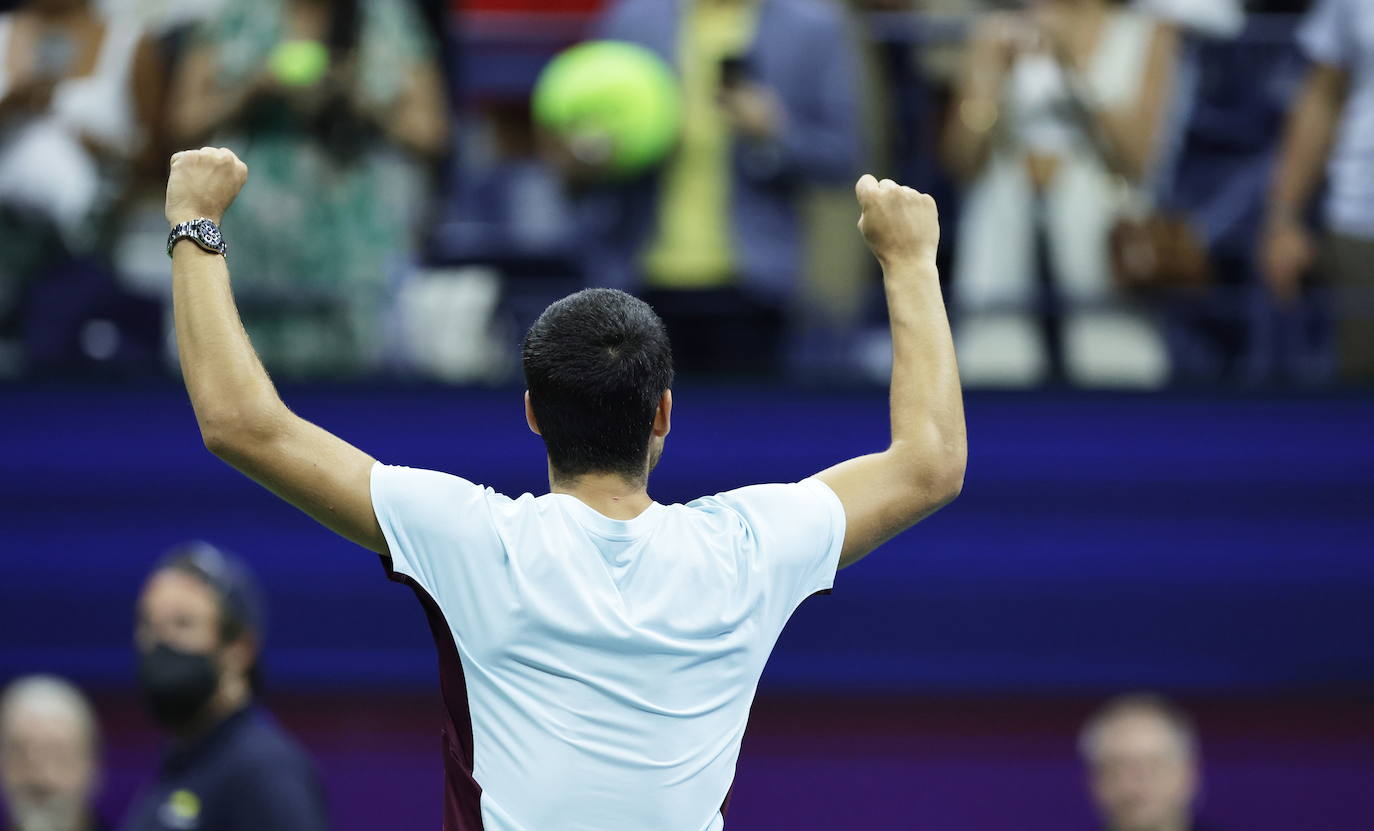 Fotos: Así celebró Alcaraz la victoria ante Tiafoe