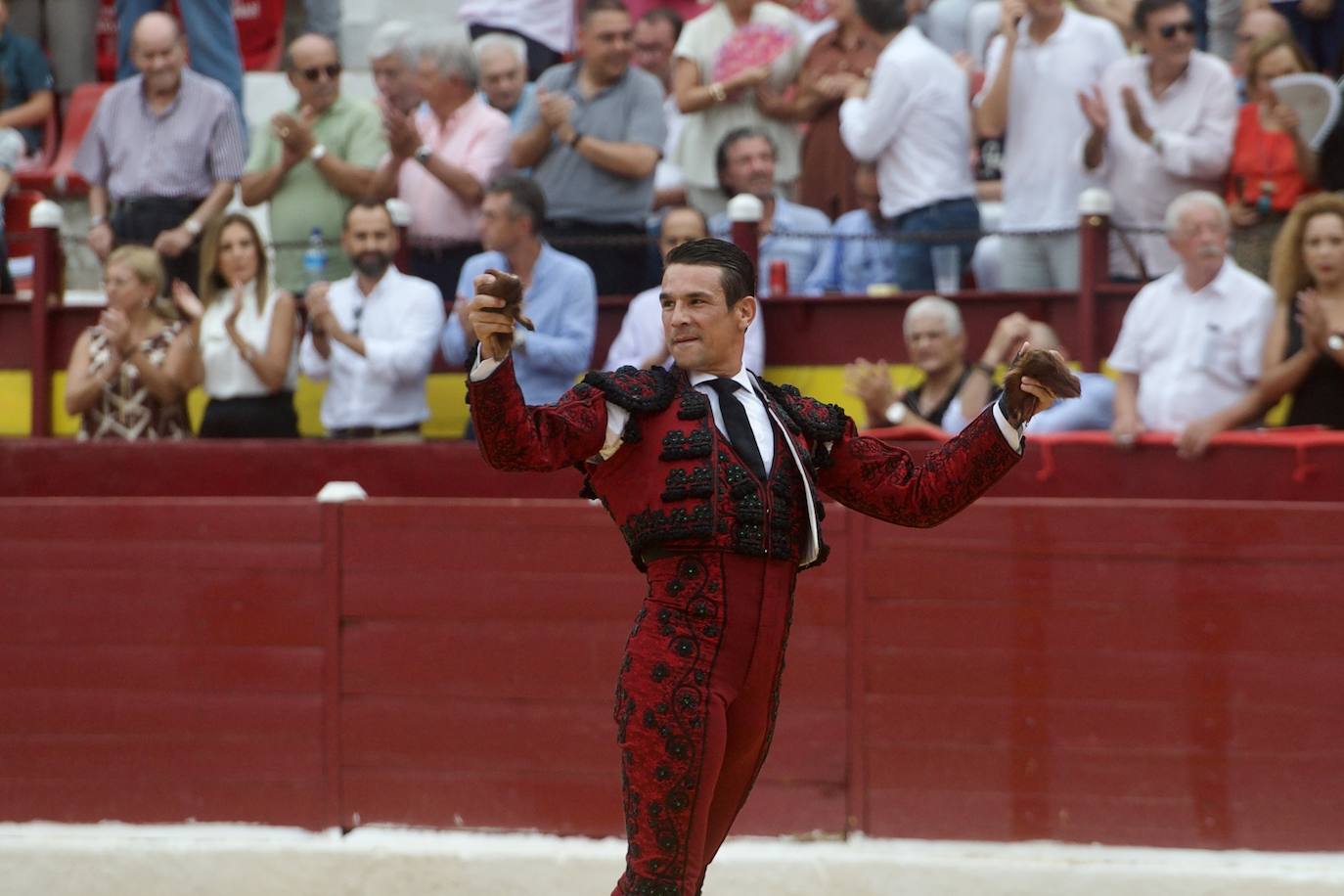 Fotos: Las imágenes de la primera corrida de la Feria Taurina de Murcia