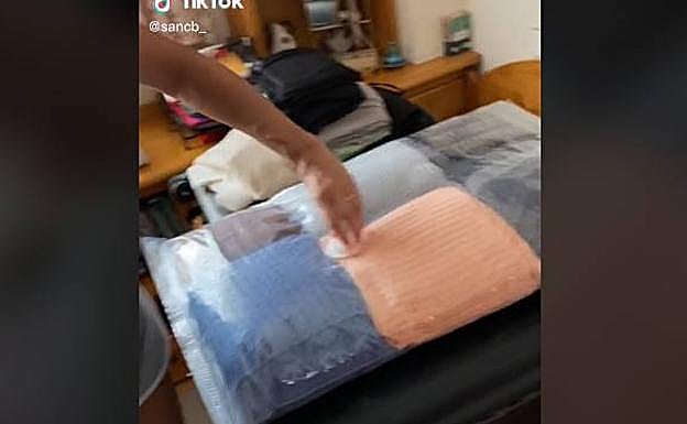 El truco de una madre para hacer la maleta de su hija se vuelve viral en TikTok