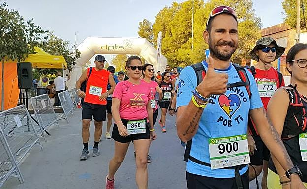 Participantes en la tradicional marcha popular.