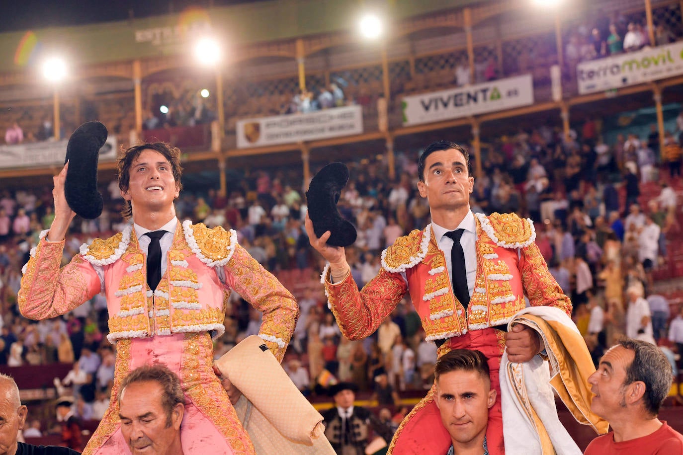 Fotos: Rabos a pares en la corrida del martes de la Feria de Murcia