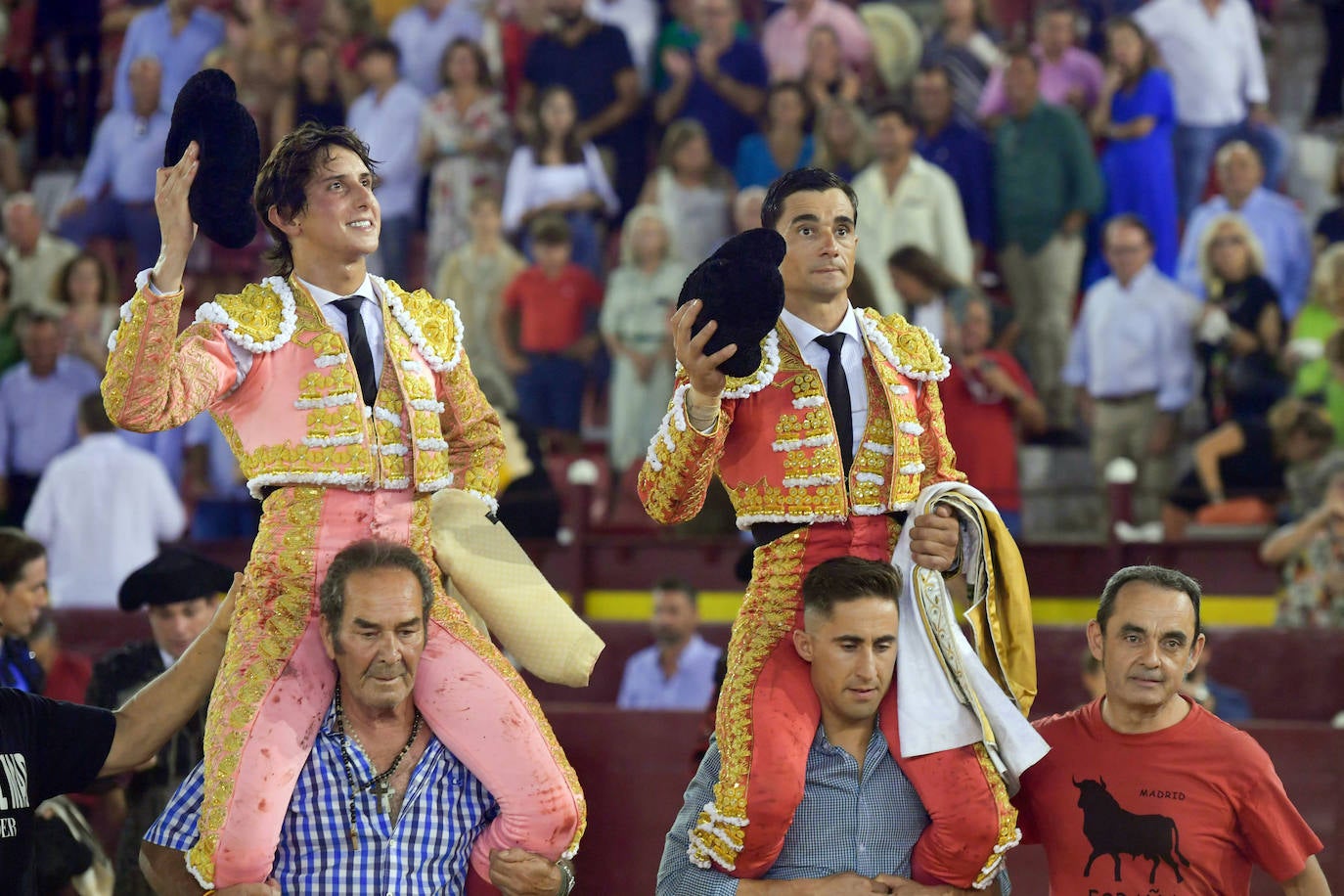 Fotos: Rabos a pares en la corrida del martes de la Feria de Murcia
