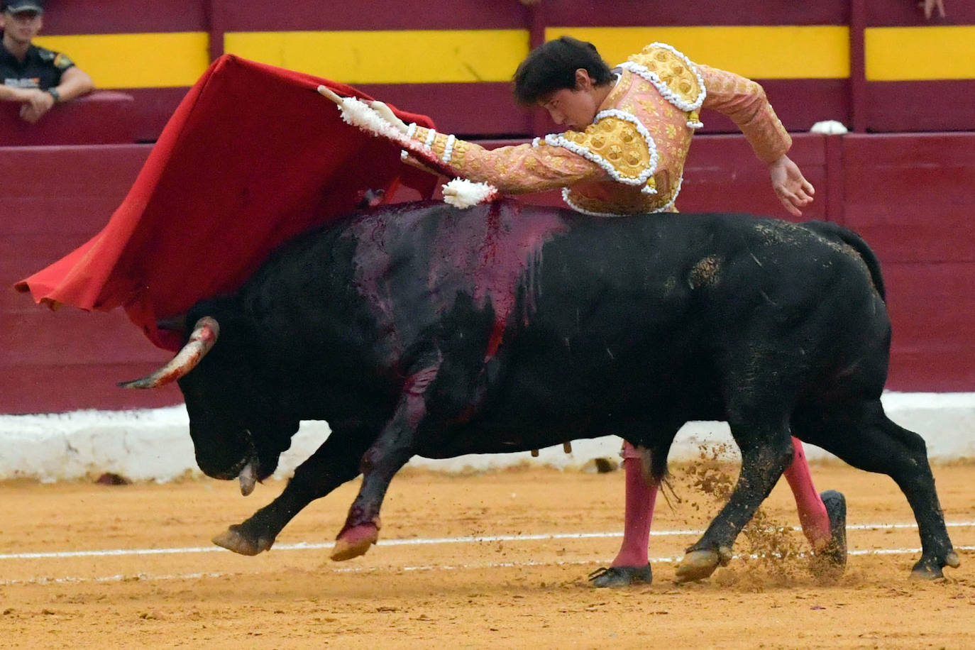 Fotos: Rabos a pares en la corrida del martes de la Feria de Murcia