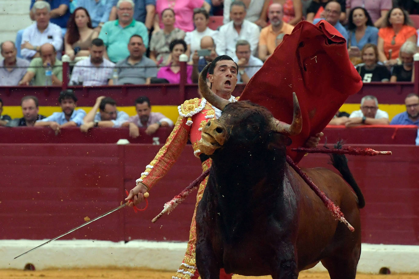 Fotos: Rabos a pares en la corrida del martes de la Feria de Murcia