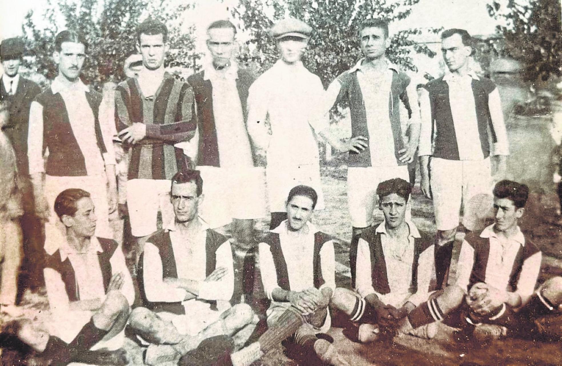 Jugadores del Murcia FC, equipo que se enfrentó al Numancia de San Benito en 1918. 