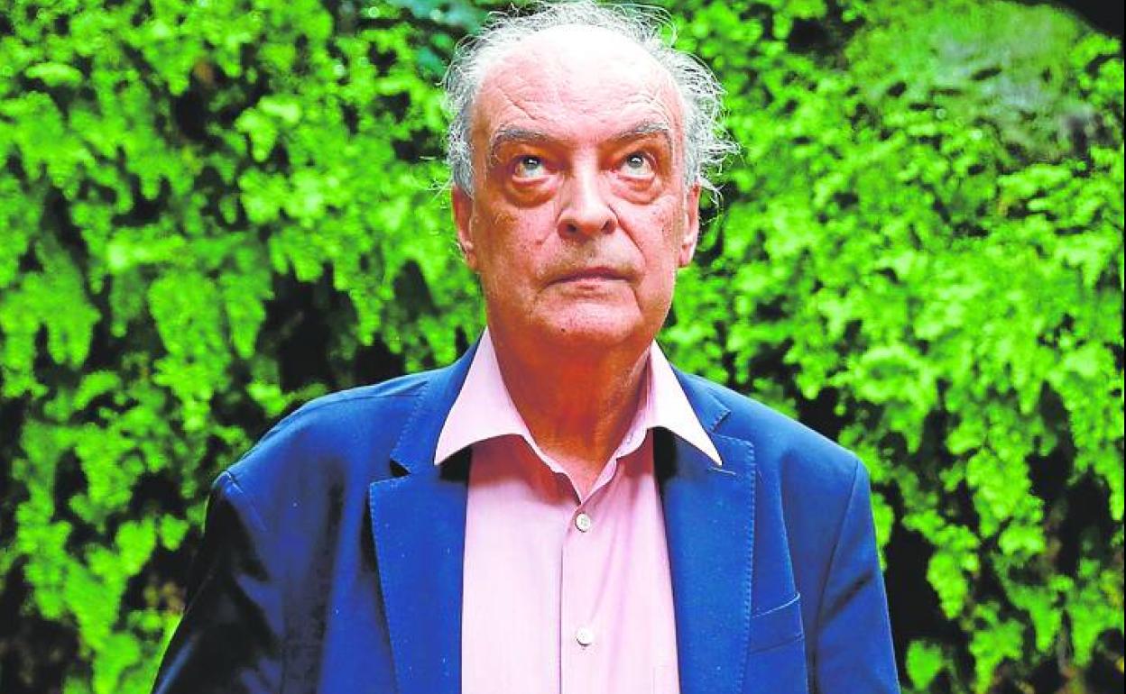 Enrique Vila-Matas (Barcelona, 1948). 