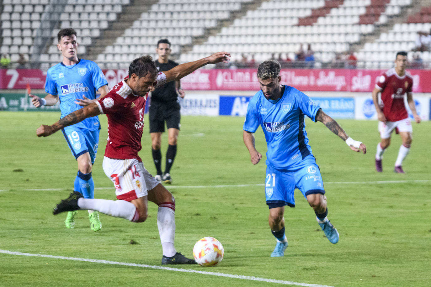 Fotos: El empate del Real Murcia frente al Numancia, en imágenes