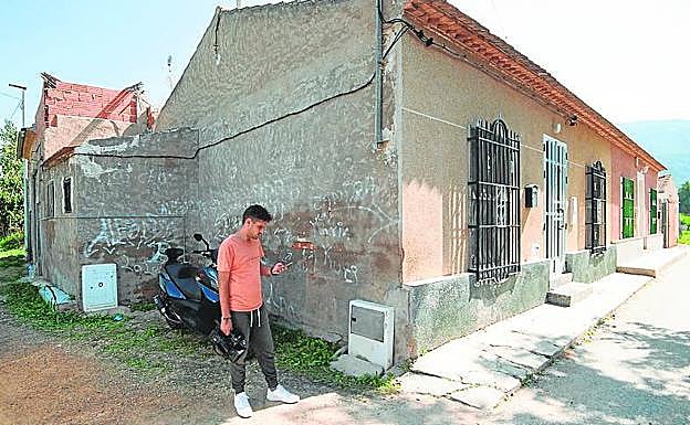 Fachada de la casa donde fue hallado el cadáver de El Rajao.