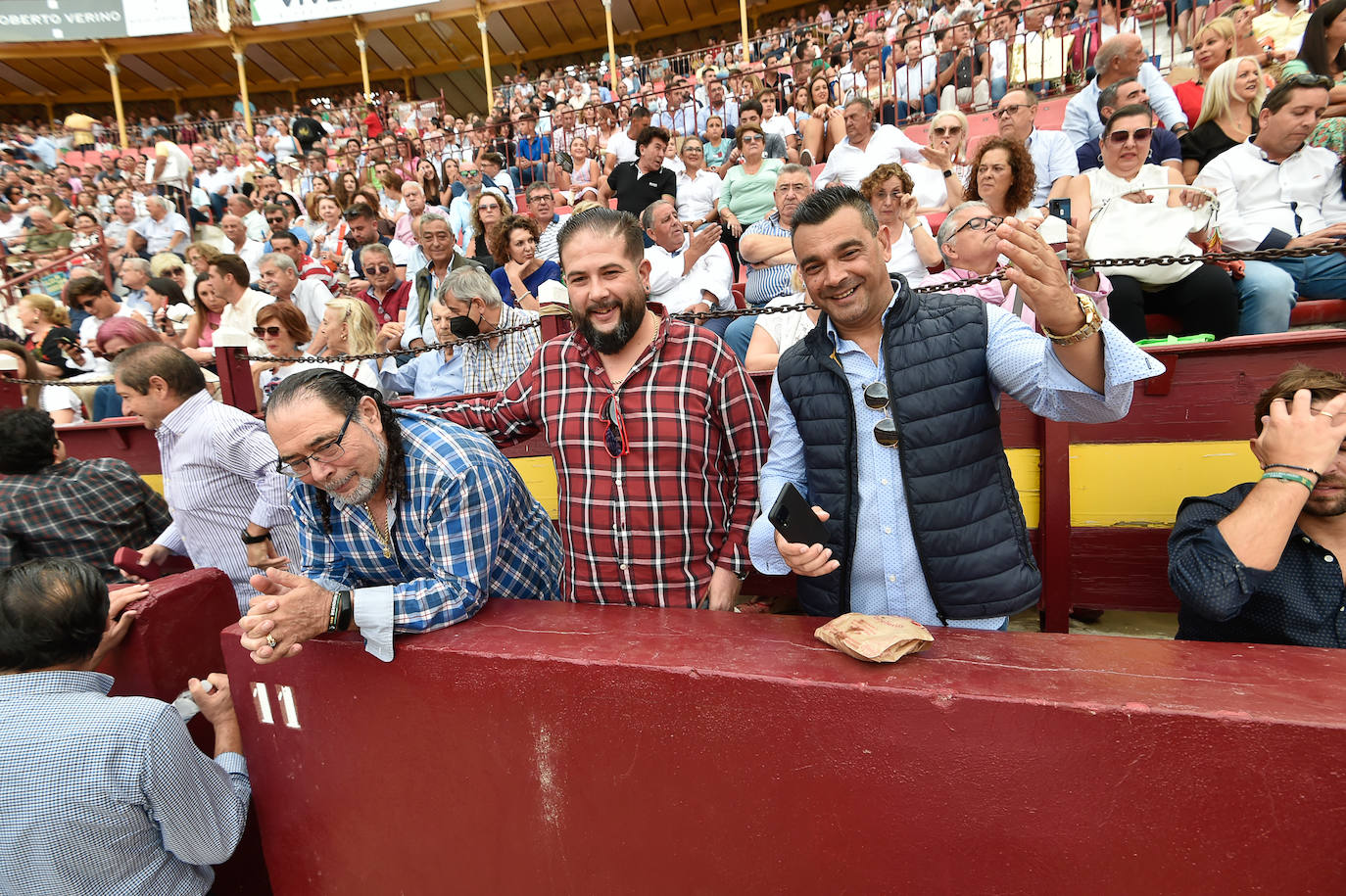 Fotos: Ambiente festivo en los tendidos de La Condomina