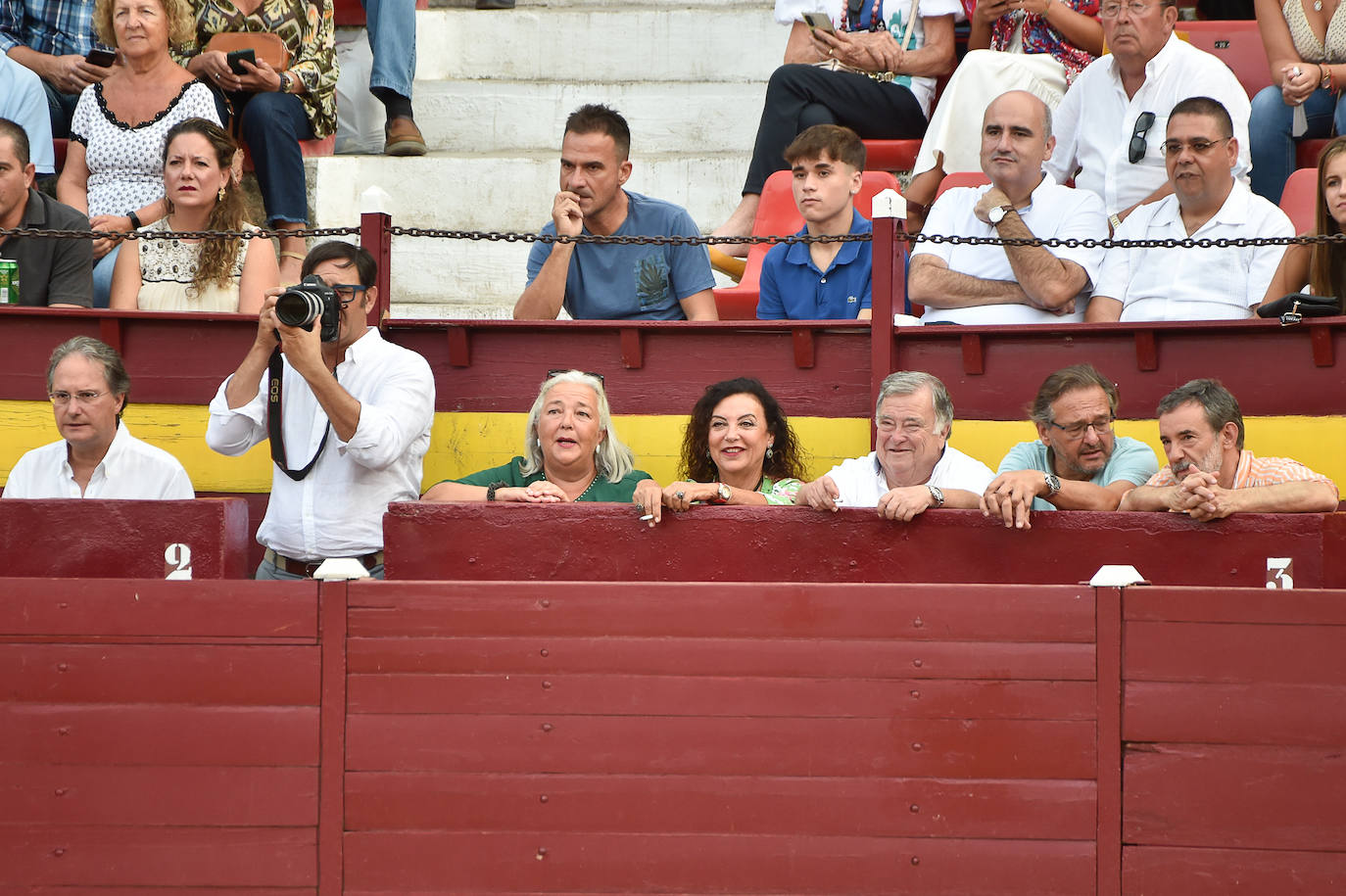 Fotos: Ambiente festivo en los tendidos de La Condomina