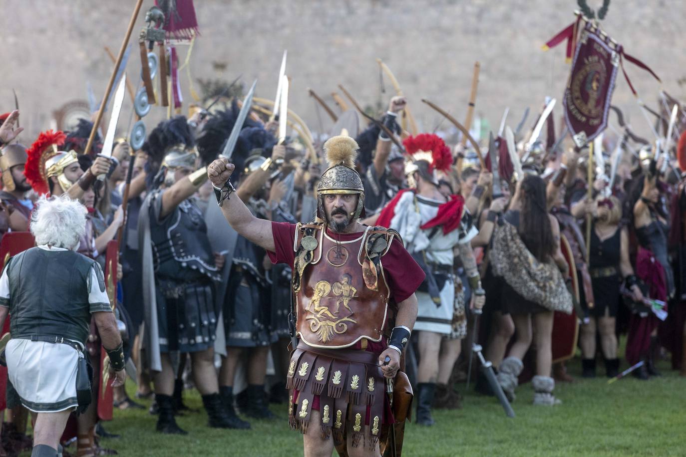 Fotos: Casi cinco mil personas disfrutan en Cartagena de la batalla por la toma de Qart Hadast