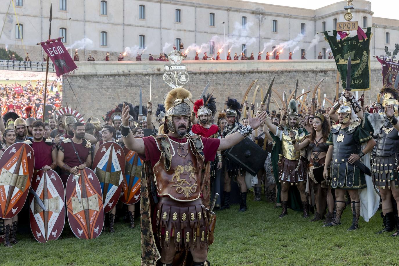 Fotos: Casi cinco mil personas disfrutan en Cartagena de la batalla por la toma de Qart Hadast