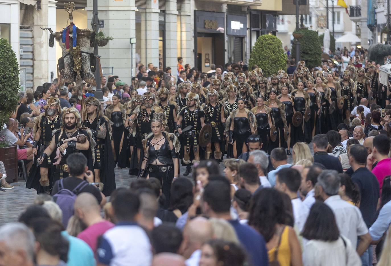 Fotos: Tropas y legiones se reencuentran con su historia en Cartagena