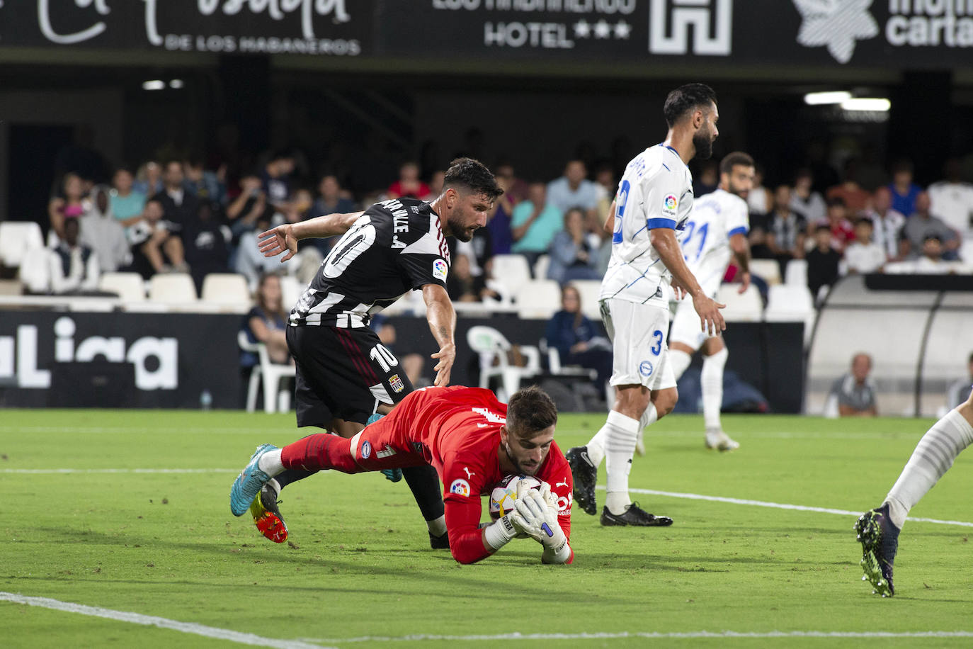 Fotos: El empate entre el FC Cartagena y el Deportivo Alavés, en imágenes