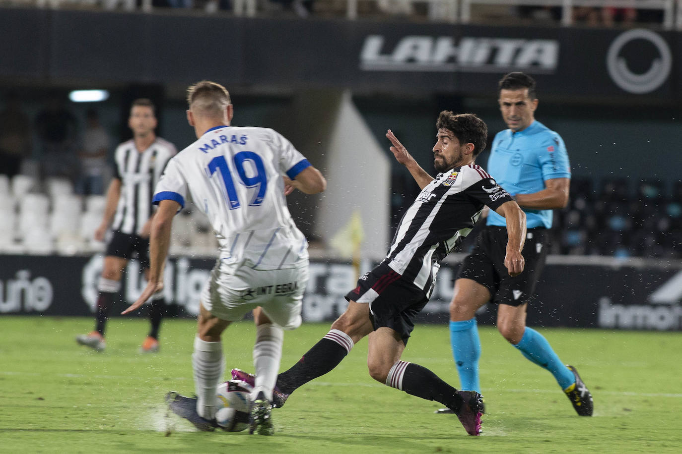 Fotos: El empate entre el FC Cartagena y el Deportivo Alavés, en imágenes