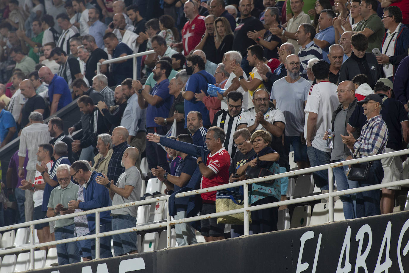 Fotos: El empate entre el FC Cartagena y el Deportivo Alavés, en imágenes