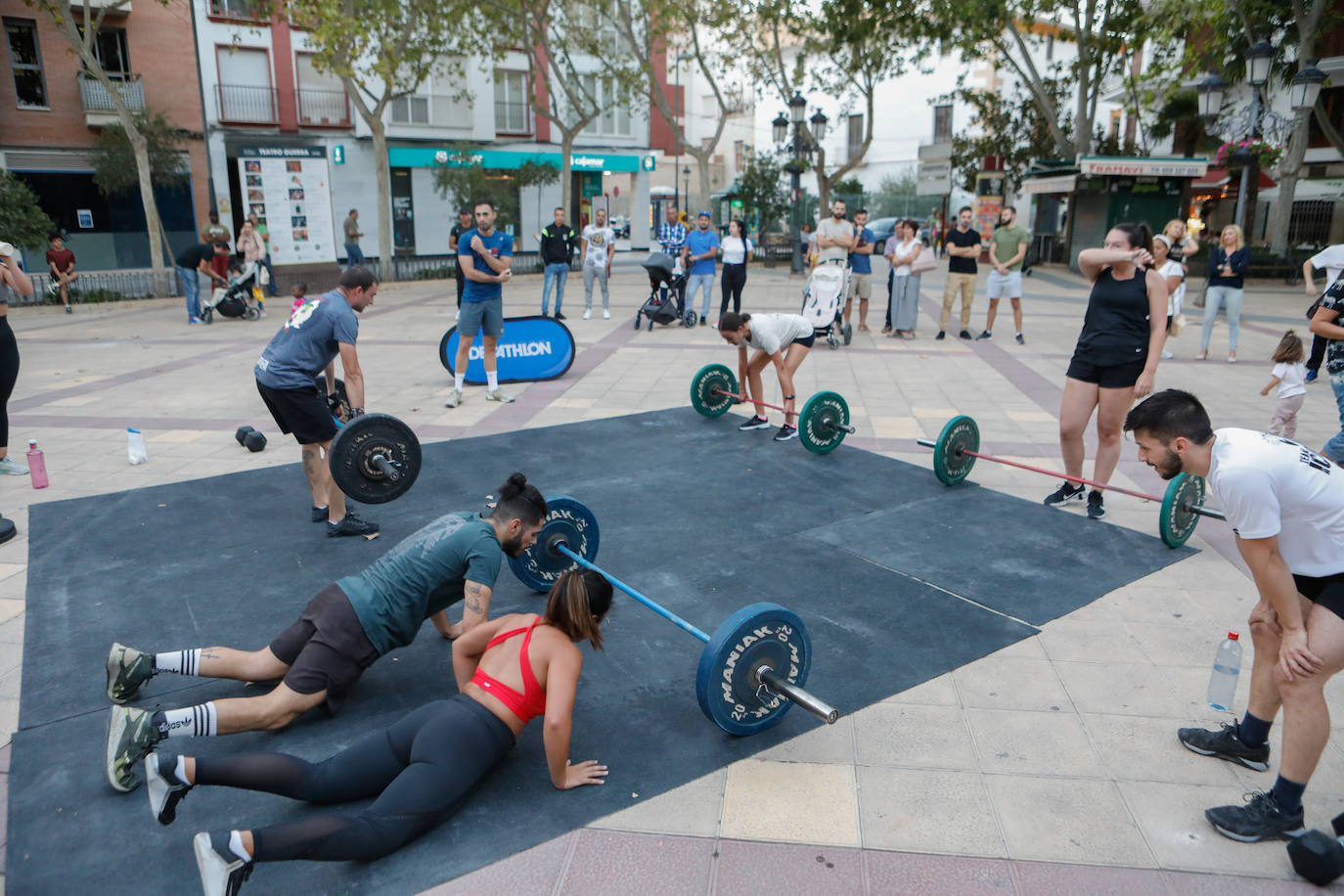 Fotos: Atletismo infantil y exhibición de crossfit, en imágenes