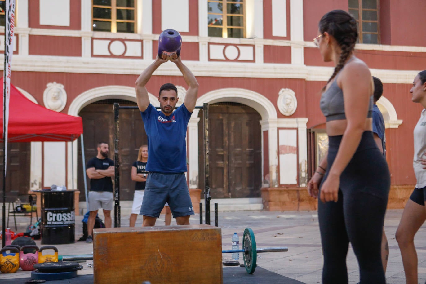 Fotos: Atletismo infantil y exhibición de crossfit, en imágenes