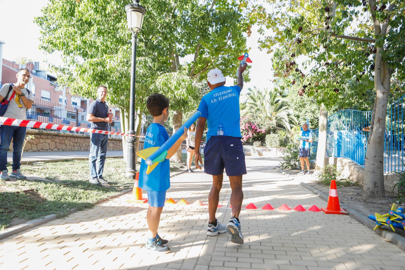 Fotos: Atletismo infantil y exhibición de crossfit, en imágenes