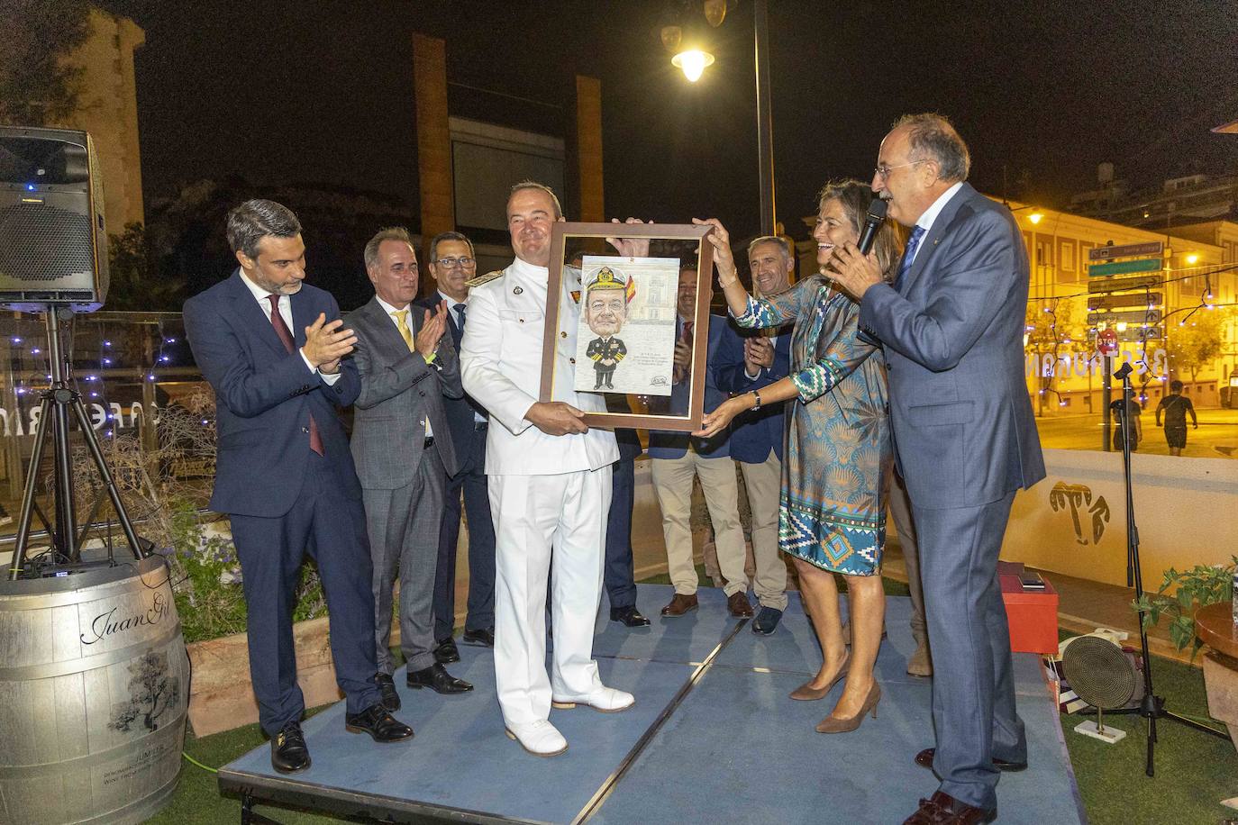 Fotos: Homenaje al vicealmirante Sobrino