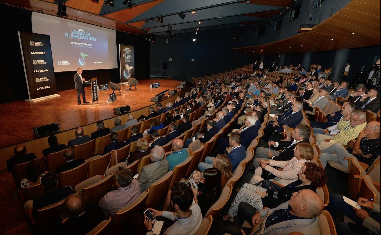 Hugo Morán, este viernes, en su intervención en las jornadas. 