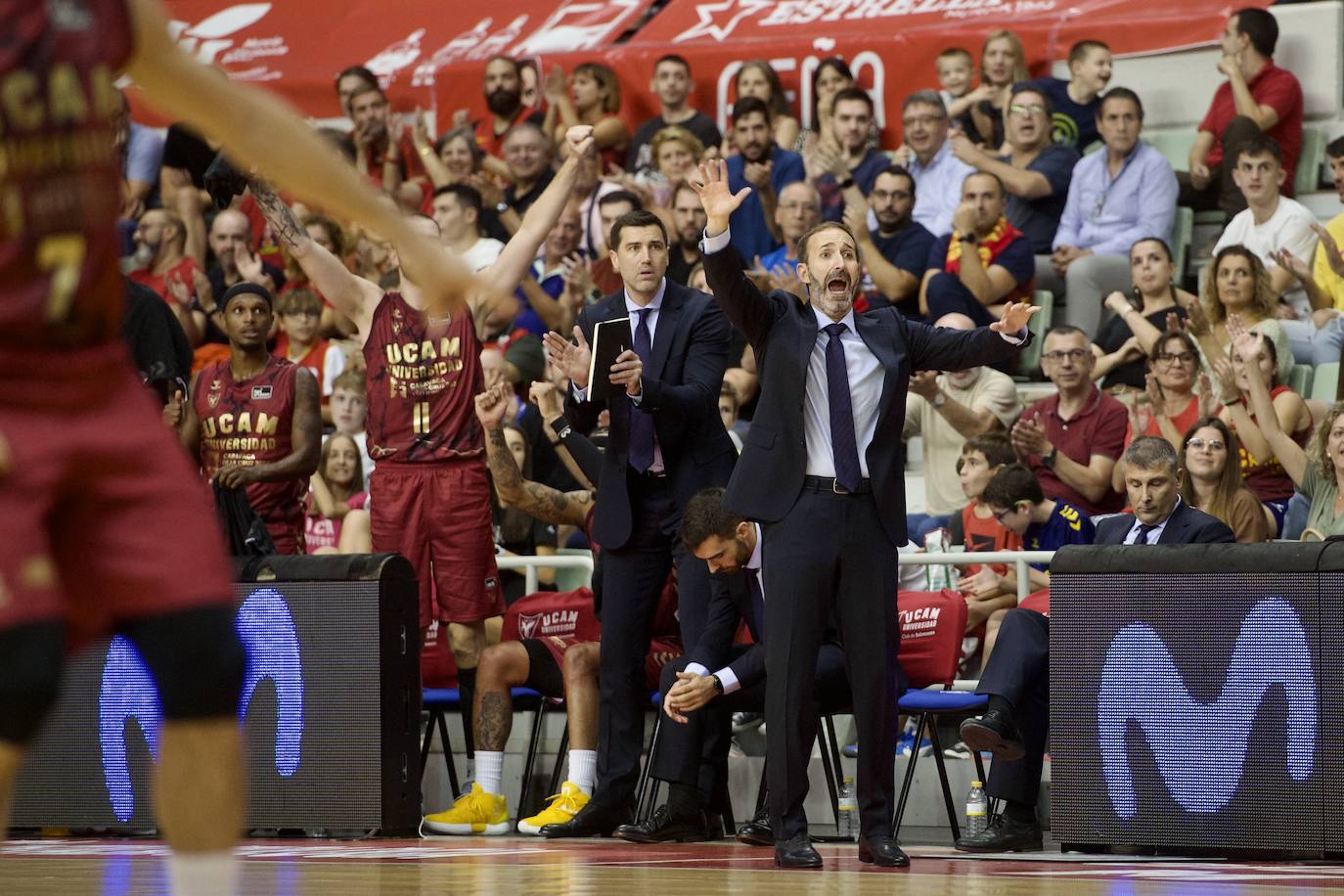 Fotos: Tropiezo en el debut del UCAM ante el Breogán