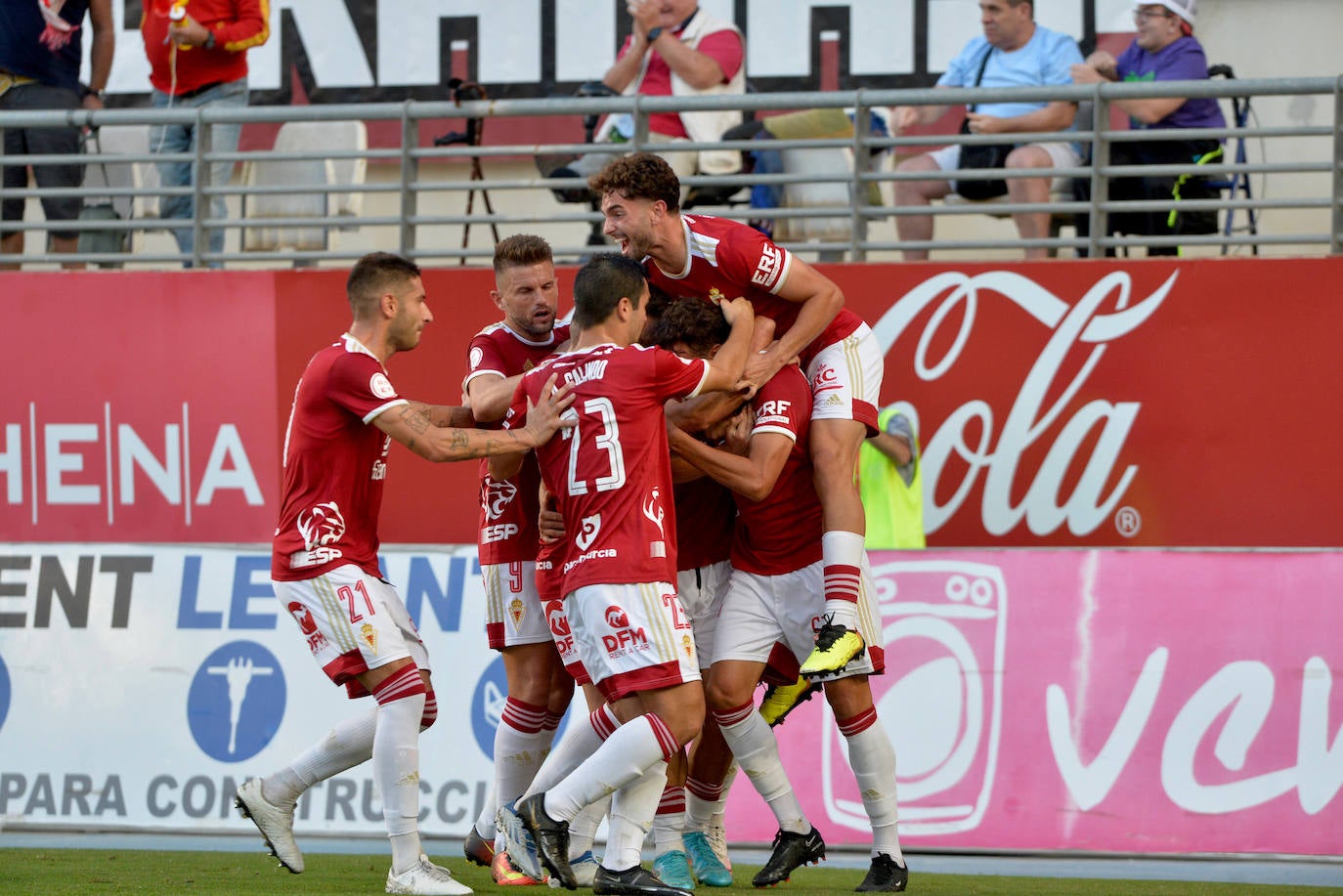 Fotos: La victoria del Real Murcia frente a la SD Logroñés, en imágenes