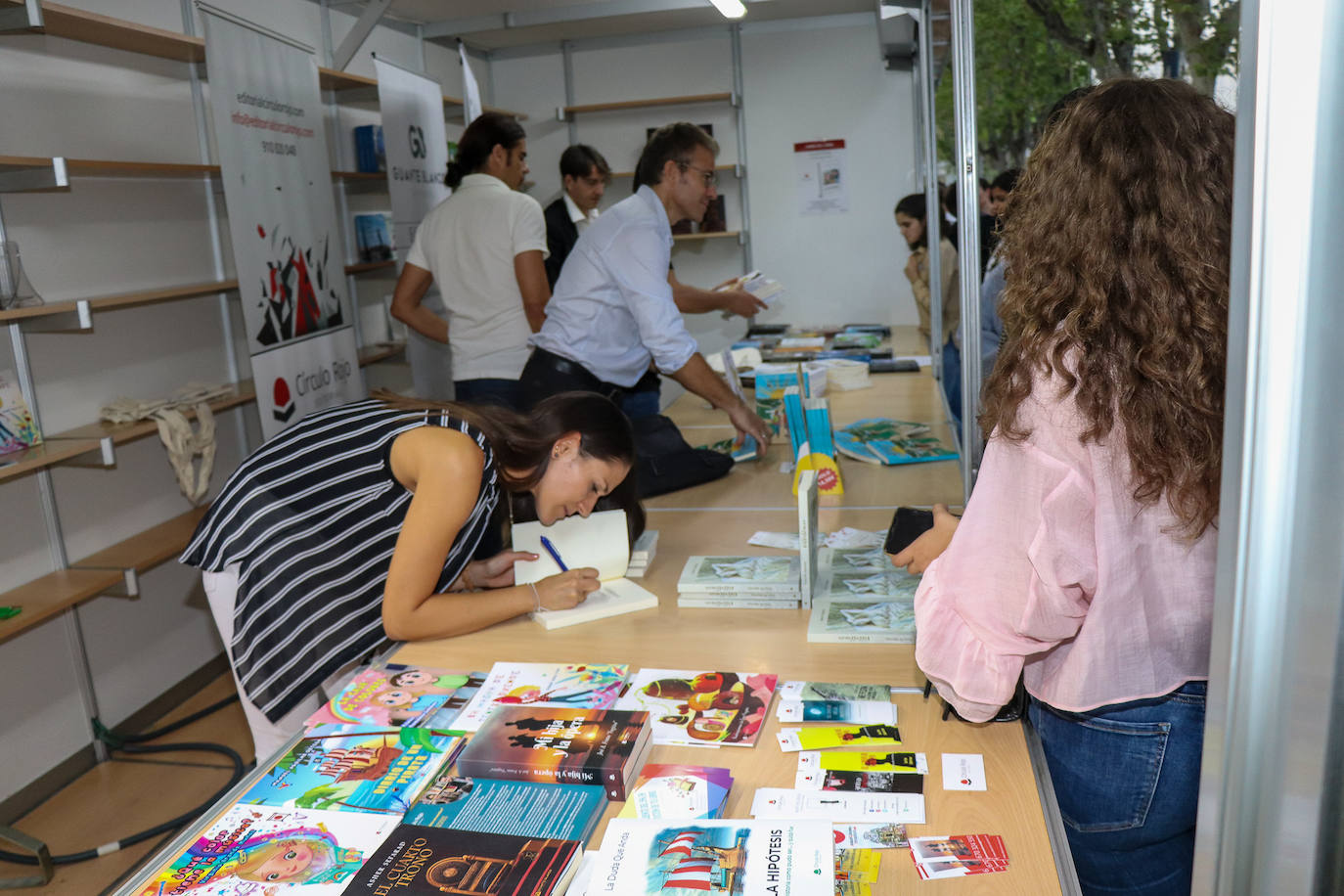 Fotos: La jornada del sábado de la Feria del Libro de Murcia, en imágenes